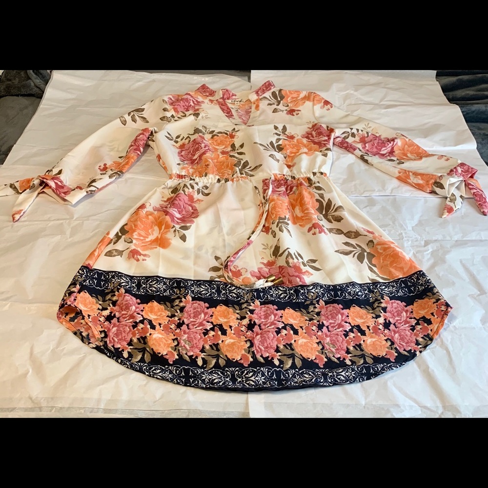 Floral shift dress
